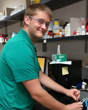 This program is a wonderful way to immerse oneself in the life of a researcher. After getting to know people from around the country, and even outside of it, we were given the chance to connect with top professors at the university. From the long days in